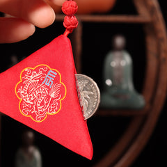 Zodiac, pin-type triangular talisman bag, sachet, good blessing